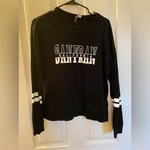 Black long sleeve crop top